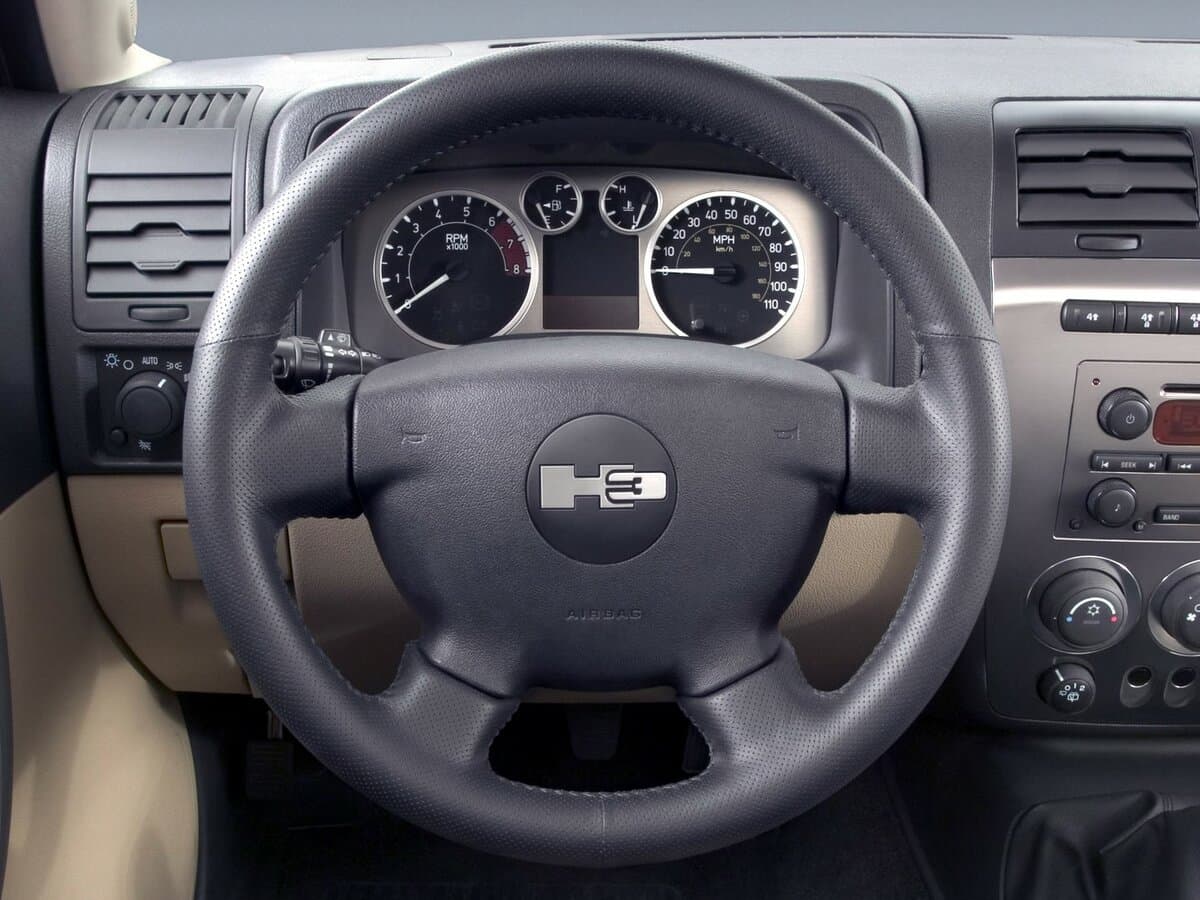 Hummer H3 2005 – 2010 — Sükan