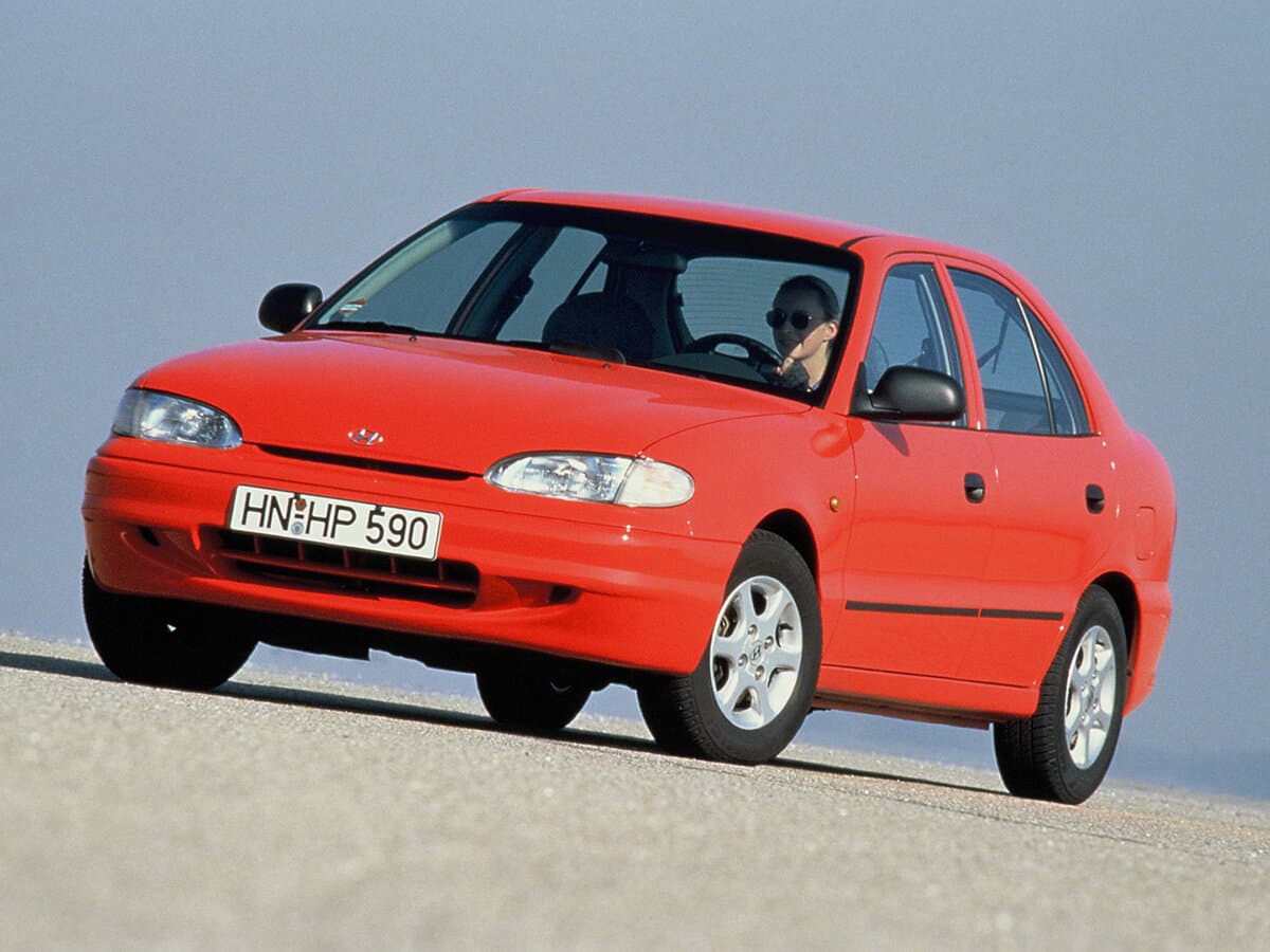 Hyundai Accent I — Əsas şəkil