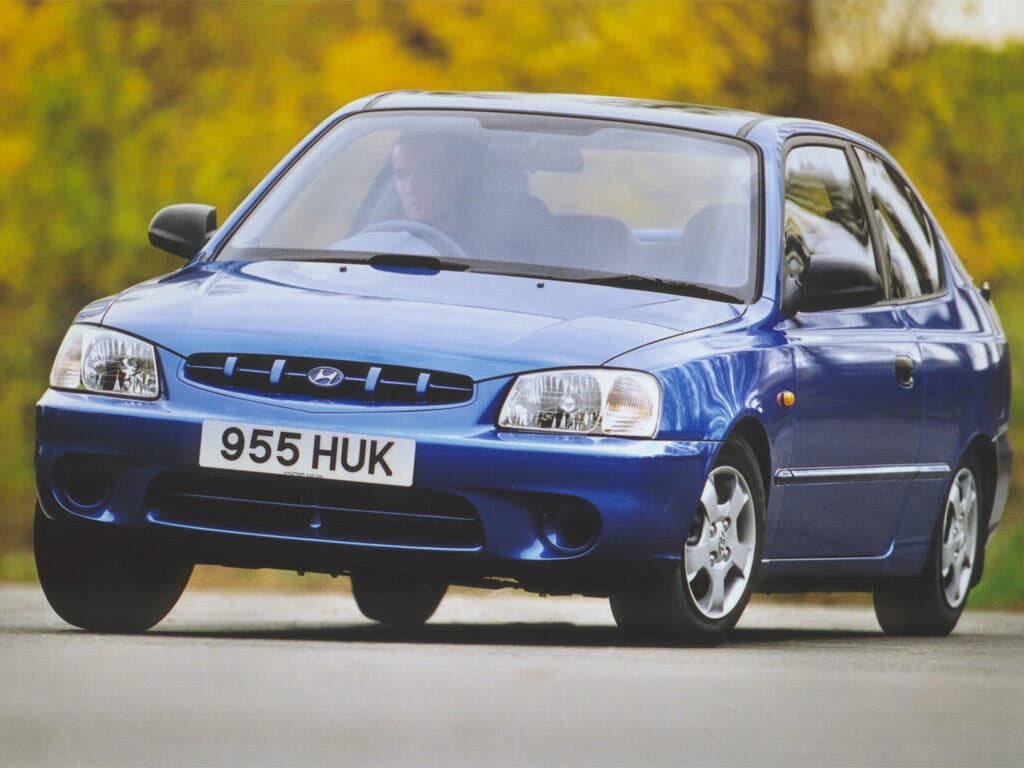 Hyundai Accent II — Öndən