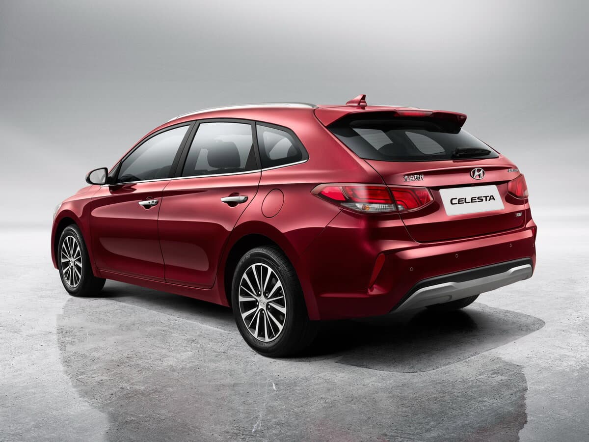 Hyundai Celesta 2017 – 2023 — 3/4 arxadan
