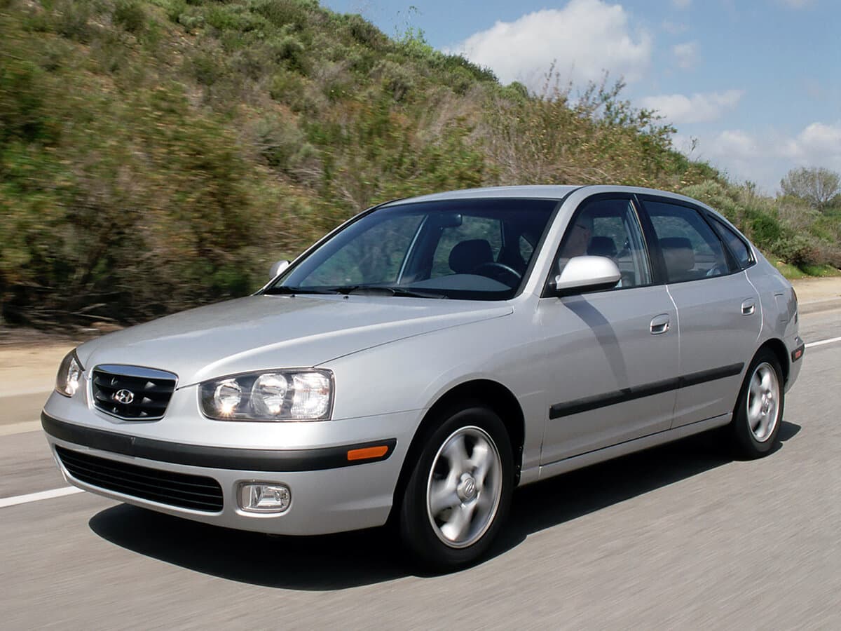 Hyundai Elantra III (XD) — Əsas şəkil