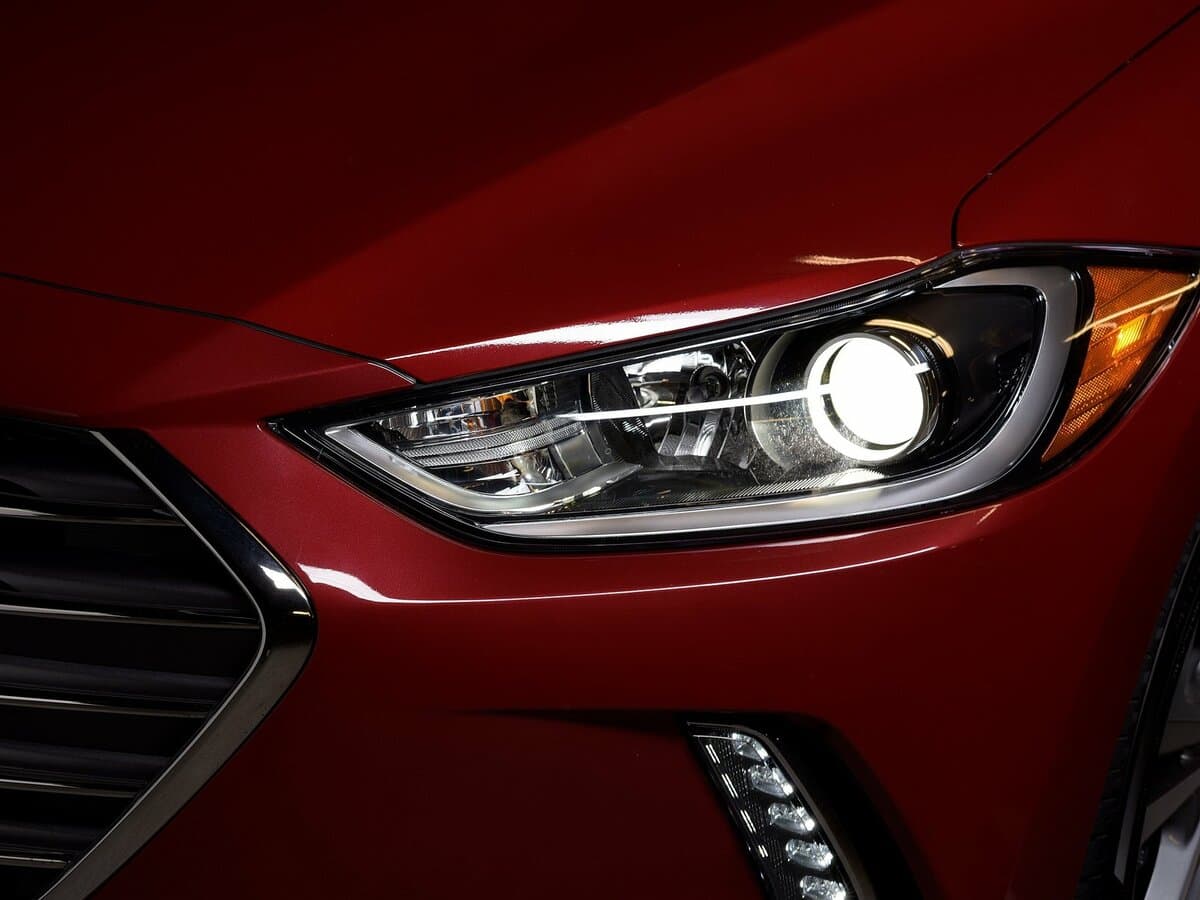 Hyundai Elantra VI (AD) — Fara