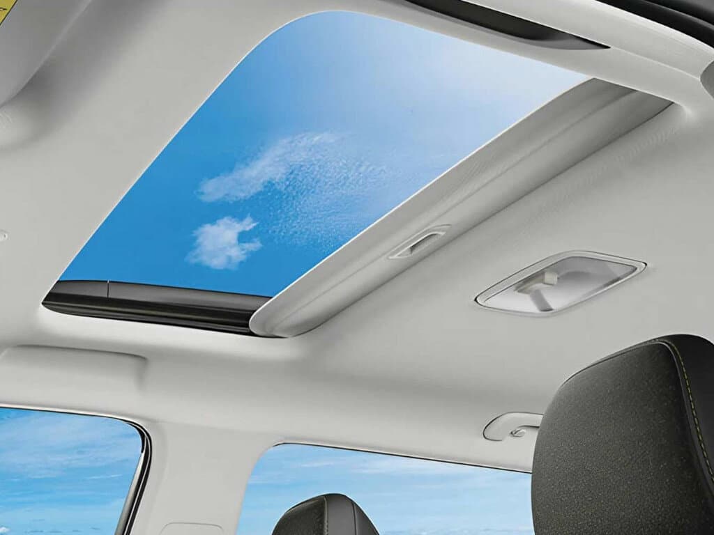 Hyundai Exter 2023 – indiyədək — Salon, arxadan