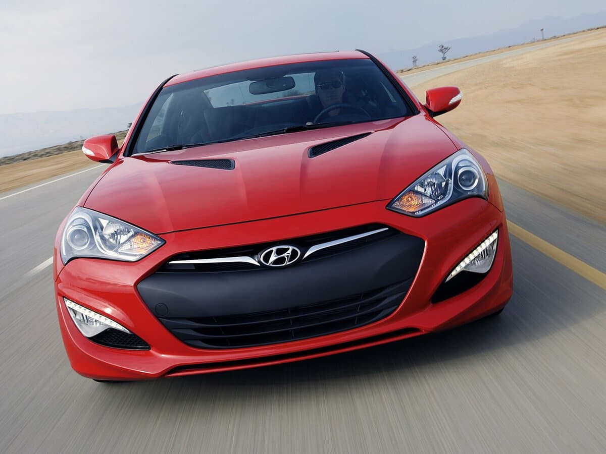 Hyundai Genesis Coupe I Restayling — Öndən