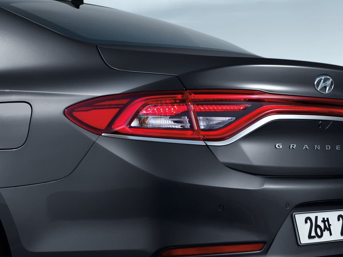 Hyundai Grandeur VI — Detal