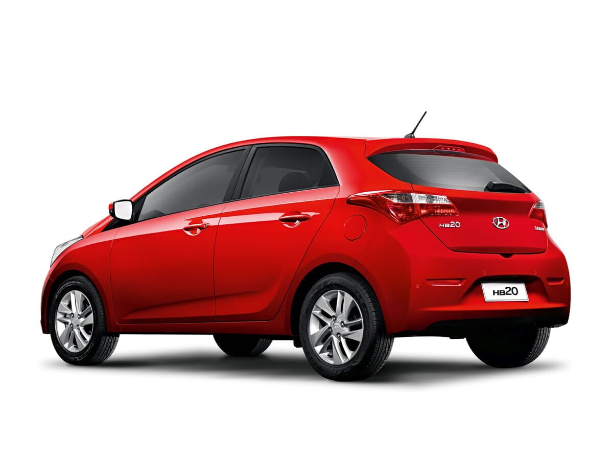 Hyundai HB20 I — 3/4 arxadan