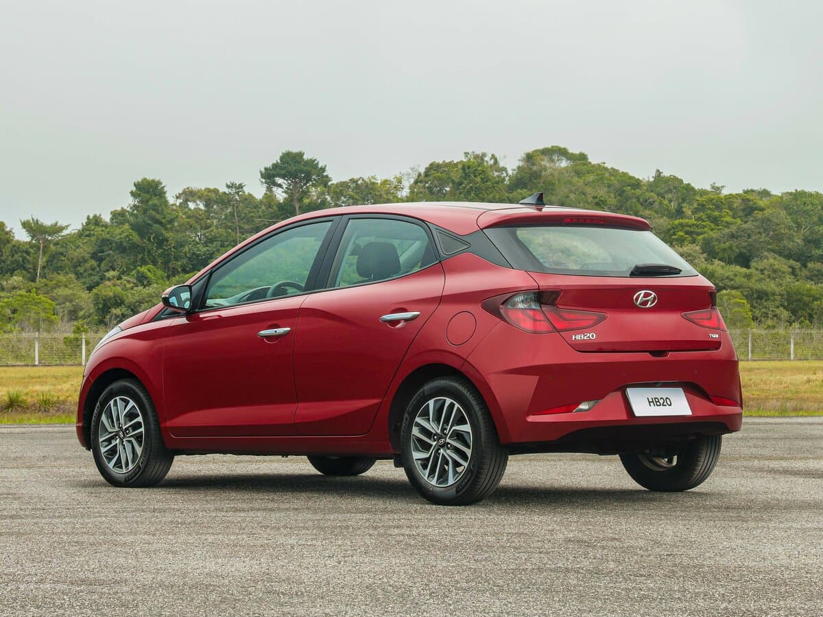 Hyundai HB20 II — 3/4 arxadan
