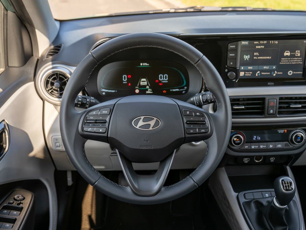 Hyundai i10 III Restayling — Sükan