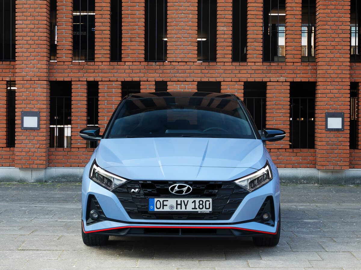 Hyundai i20 N 2021 – 2023 — Öndən
