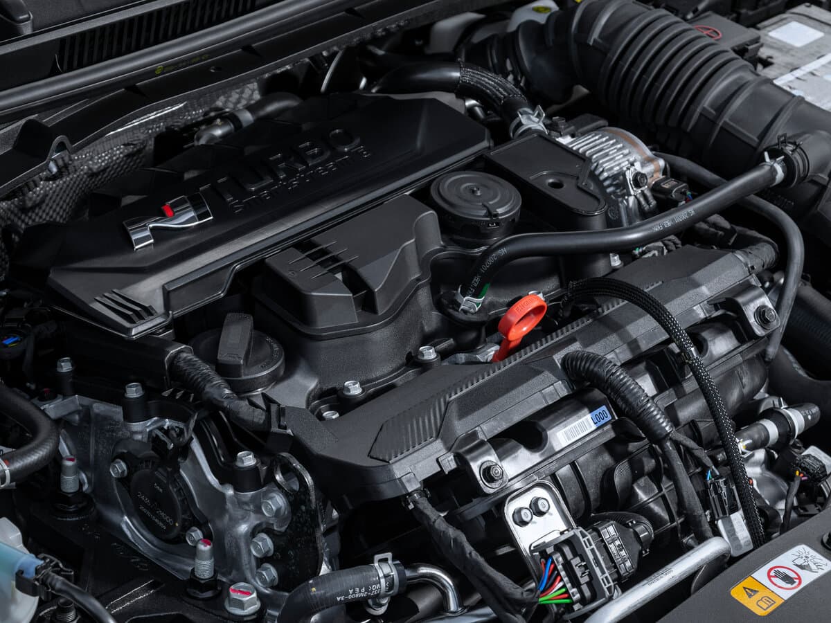 Hyundai i20 N 2021 – 2023 — Salon, arxadan