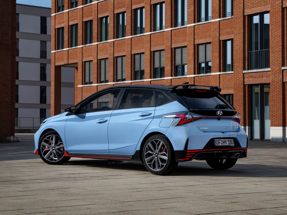 Hyundai i20 N 2021 – 2023 — 3/4 arxadan