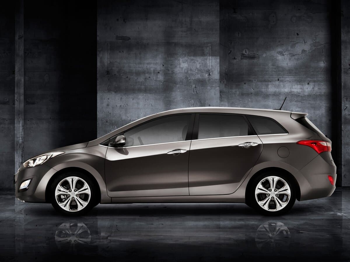 Hyundai i30 II — Yandan