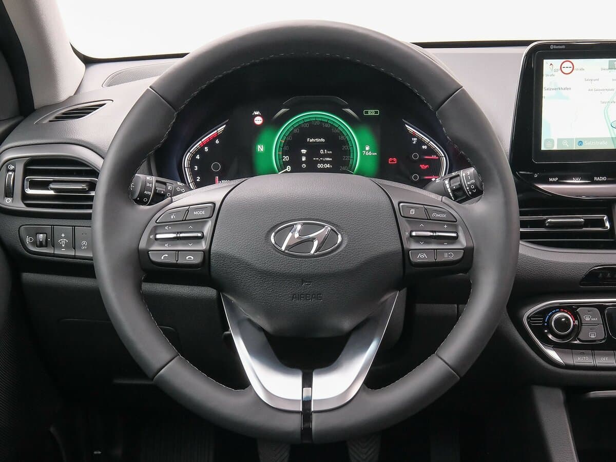 Hyundai i30 III Restayling 2 — Sükan