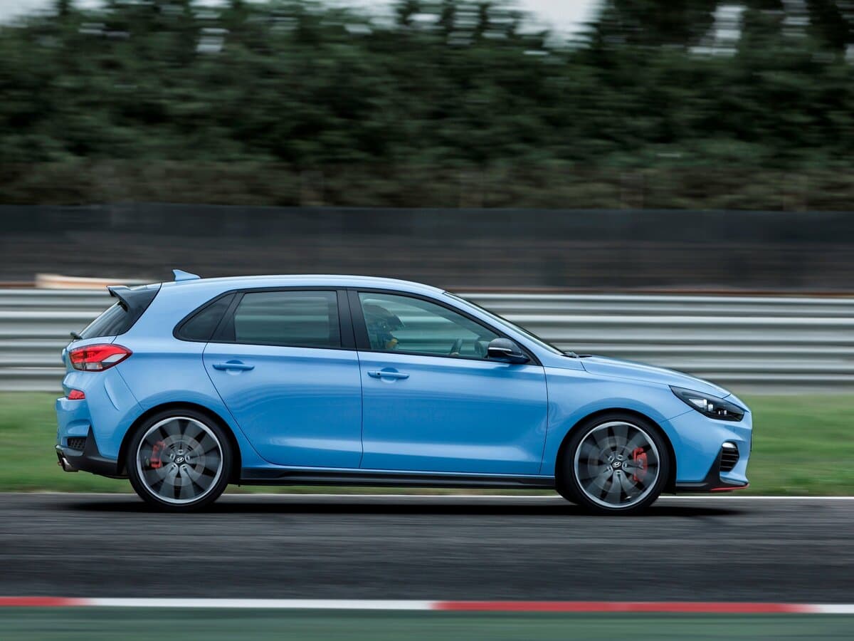 Hyundai i30 N I — Yandan