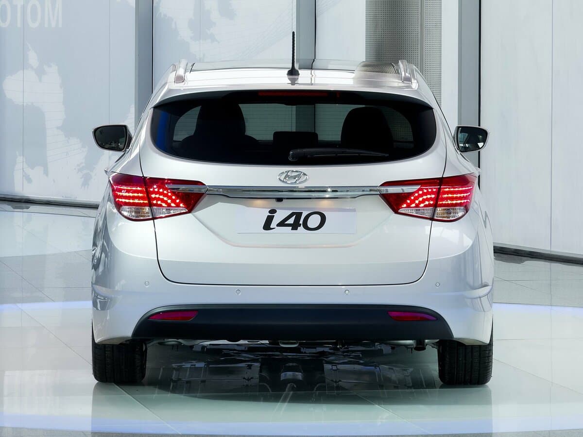 Hyundai i40 I — Arxadan