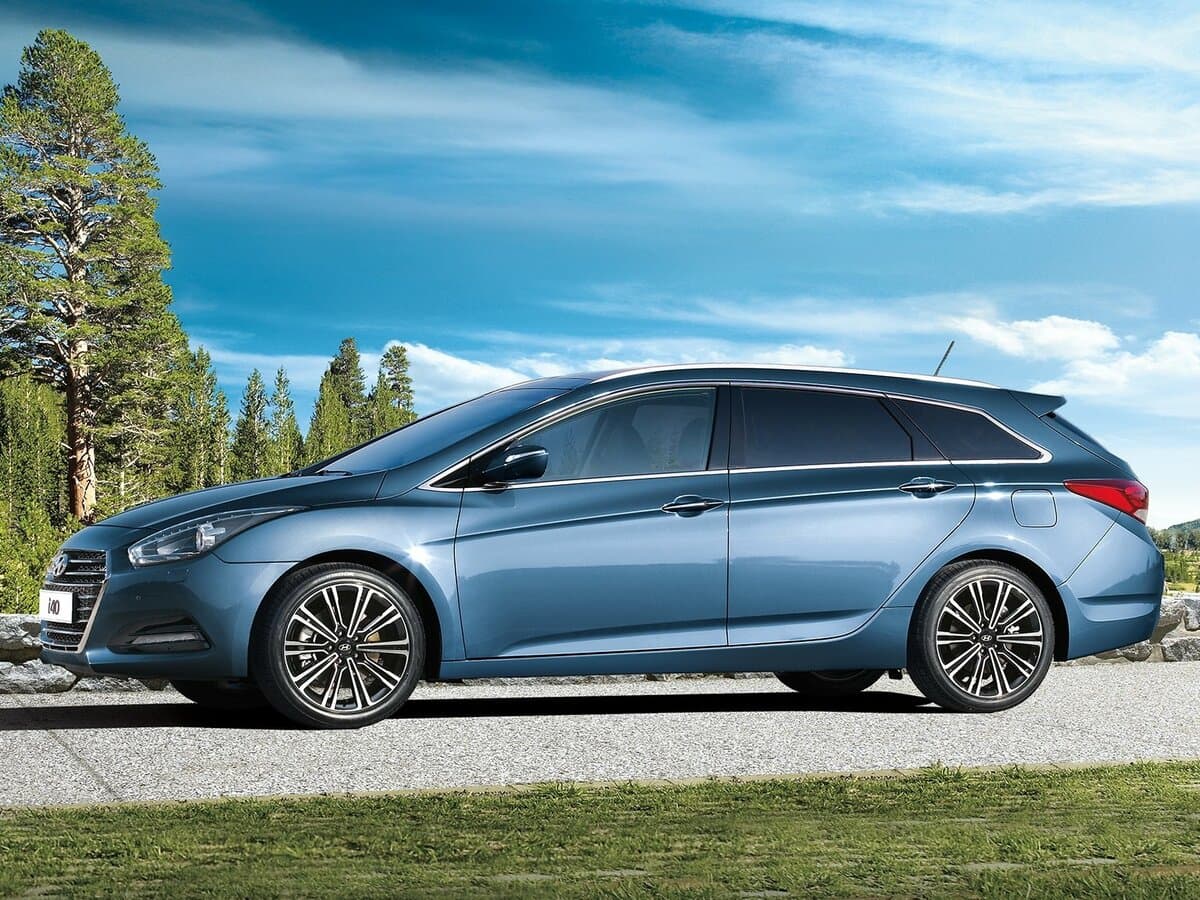 Hyundai i40 I Restayling — Yandan