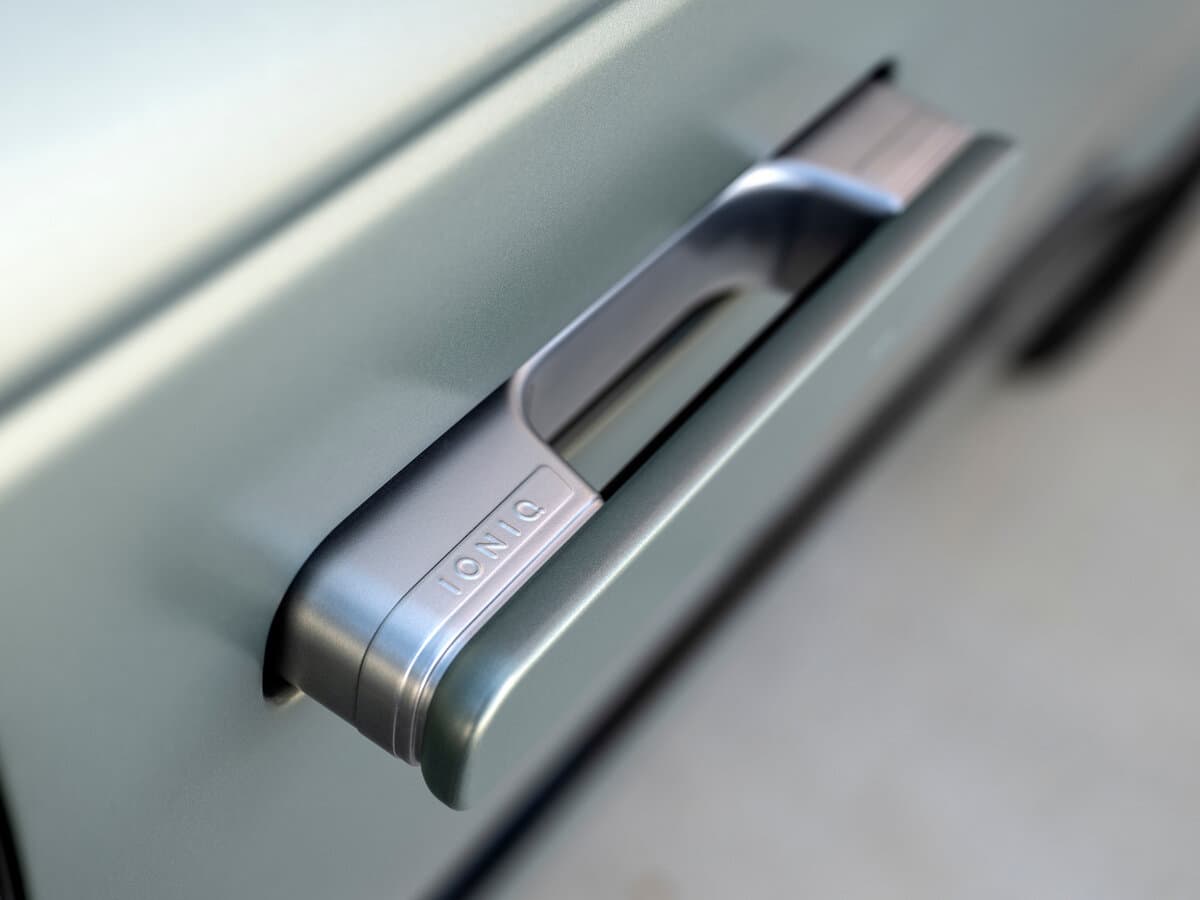 Hyundai IONIQ 9 2025 – indiyədək — Salon, öndən