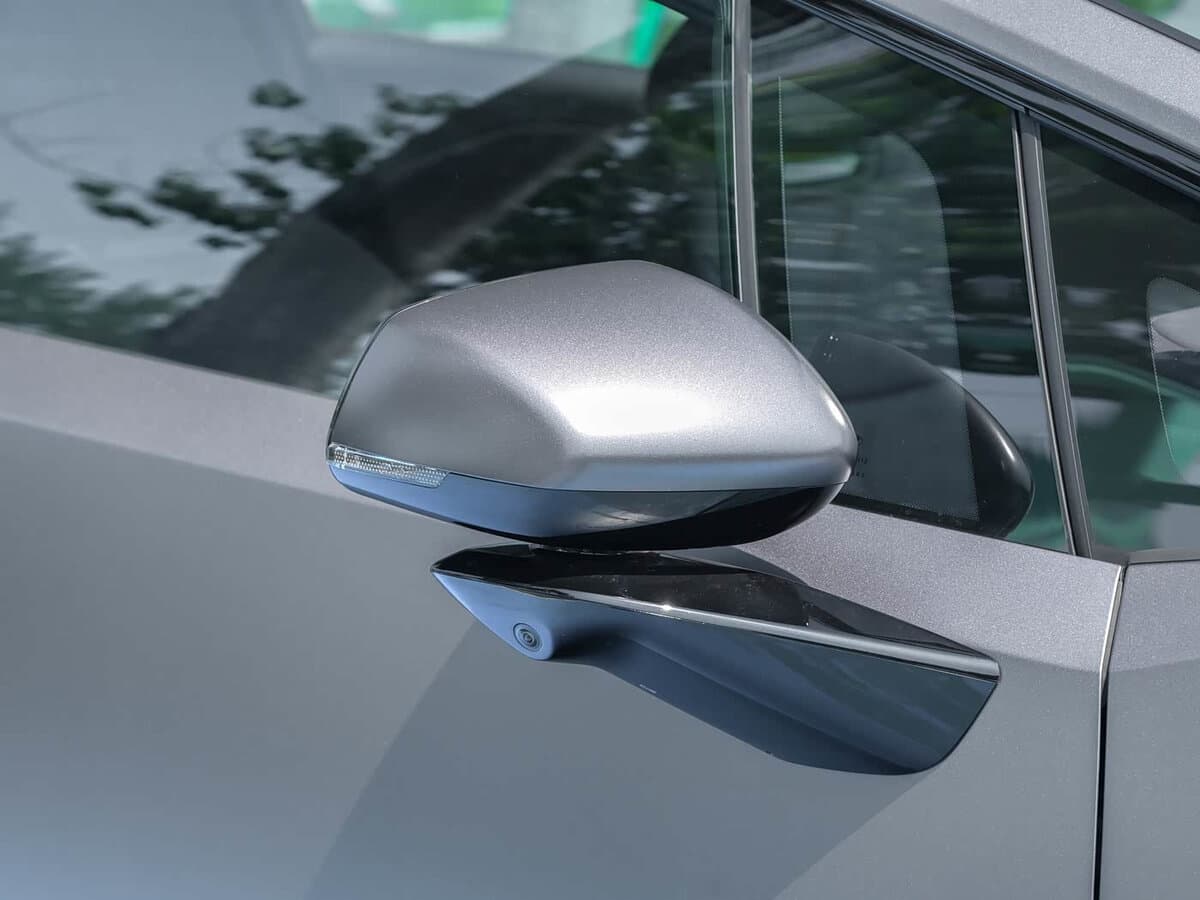 Hyundai IONIQ V 2026 – indiyədək — Yan güzgü