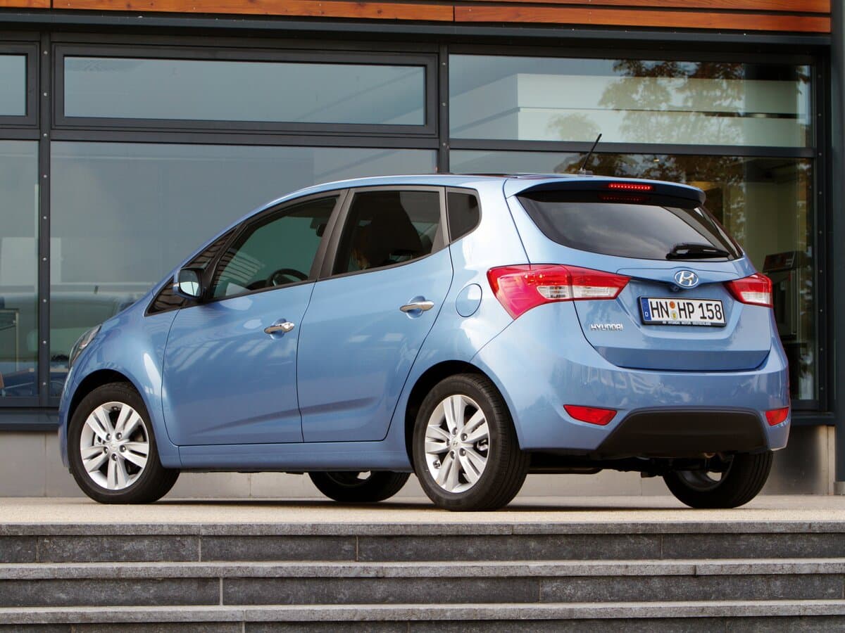 Hyundai ix20 I — 3/4 arxadan