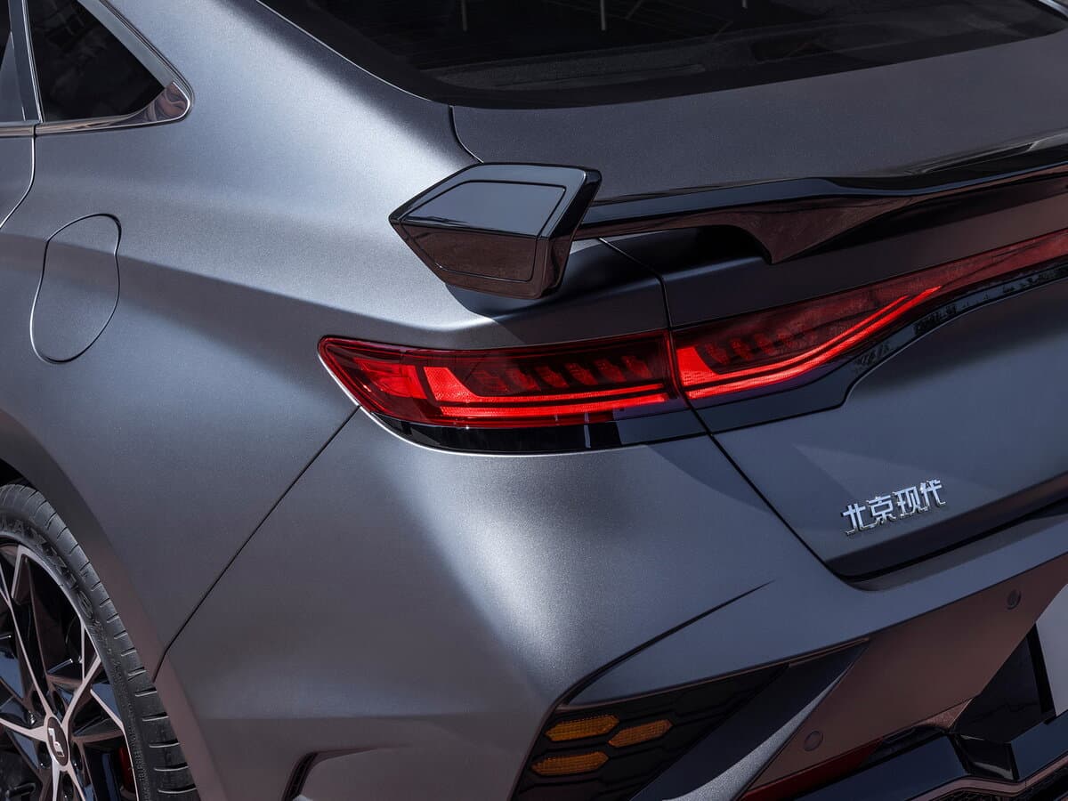 Hyundai Lafesta I Restayling — Detal