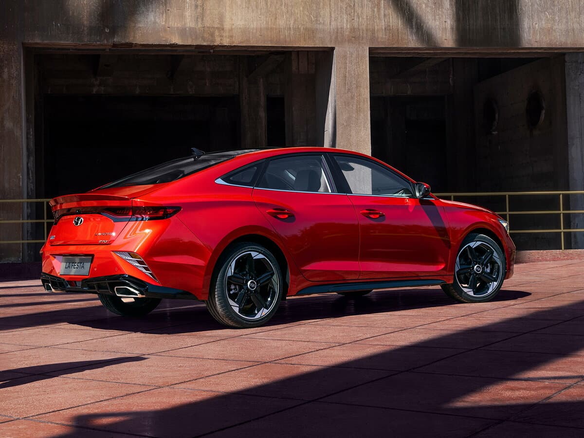 Hyundai Lafesta I Restayling — 3/4 arxadan
