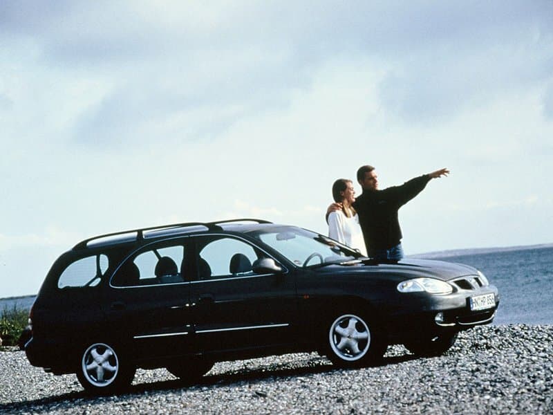 Hyundai Lantra II Restayling — Yandan