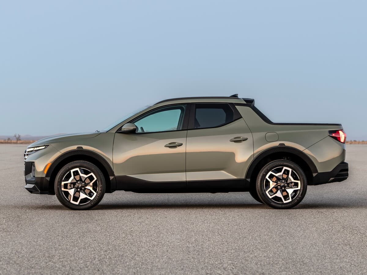 Hyundai Santa Cruz I — Yandan