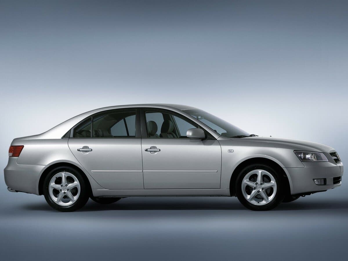 Hyundai Sonata V (NF) — Yandan
