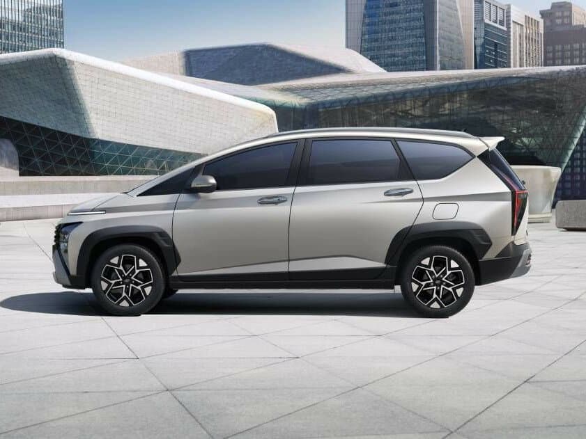 Hyundai Stargazer I — Yandan