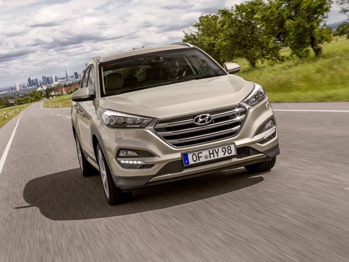 Hyundai Tucson III — Öndən