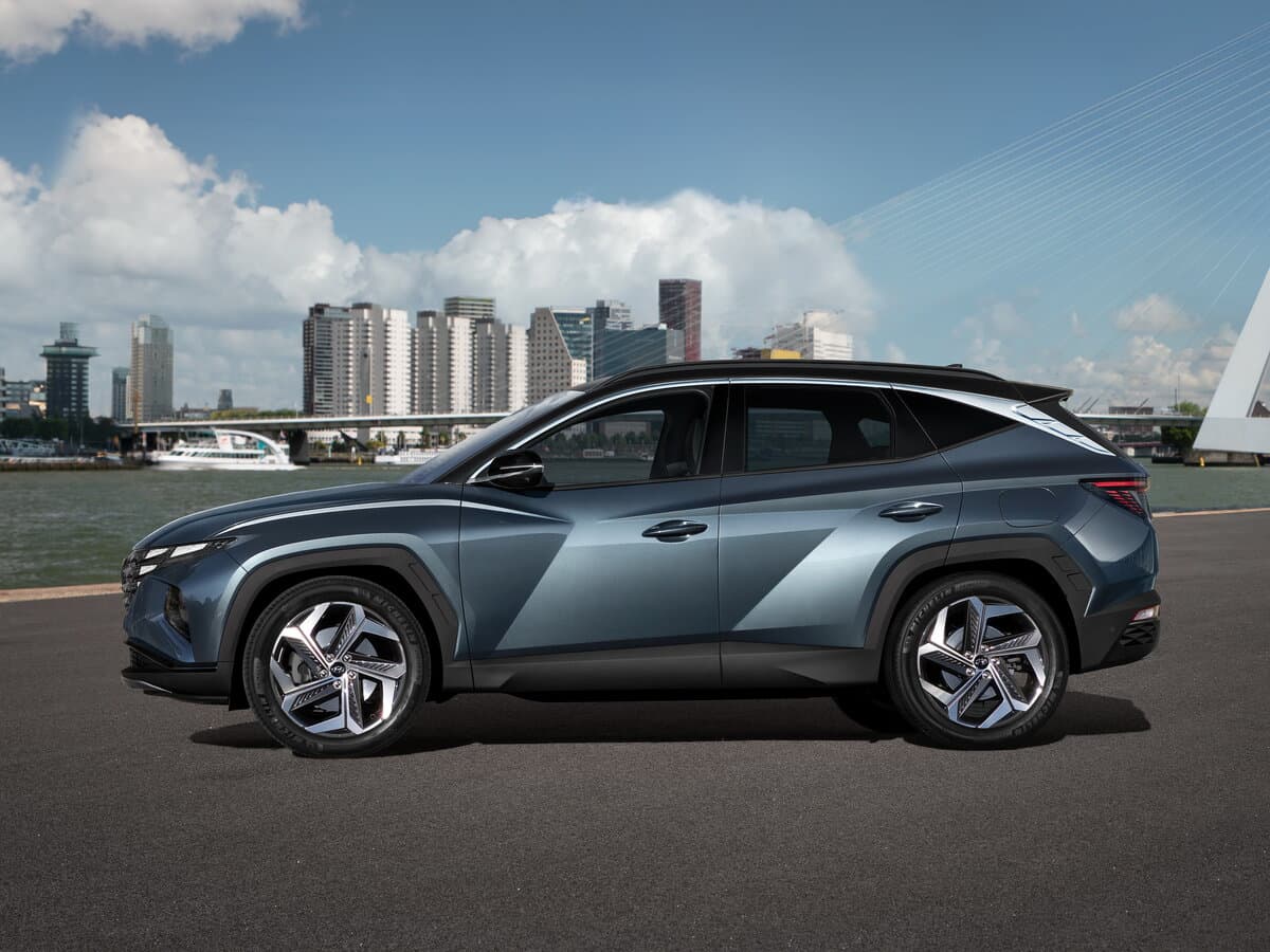 Hyundai Tucson IV — Yandan
