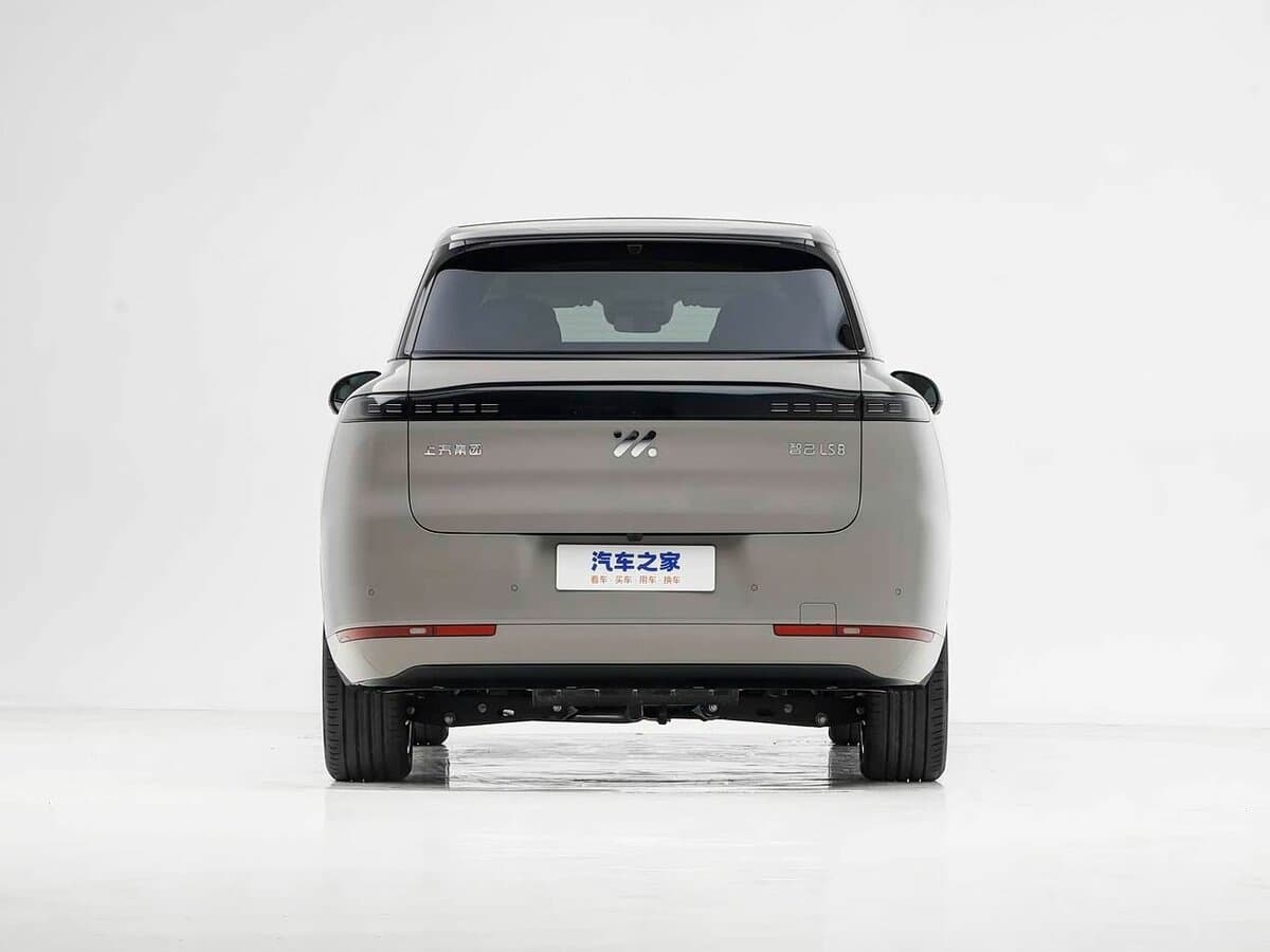 IM Motors (Zhiji) LS8 2026 – indiyədək — Arxadan