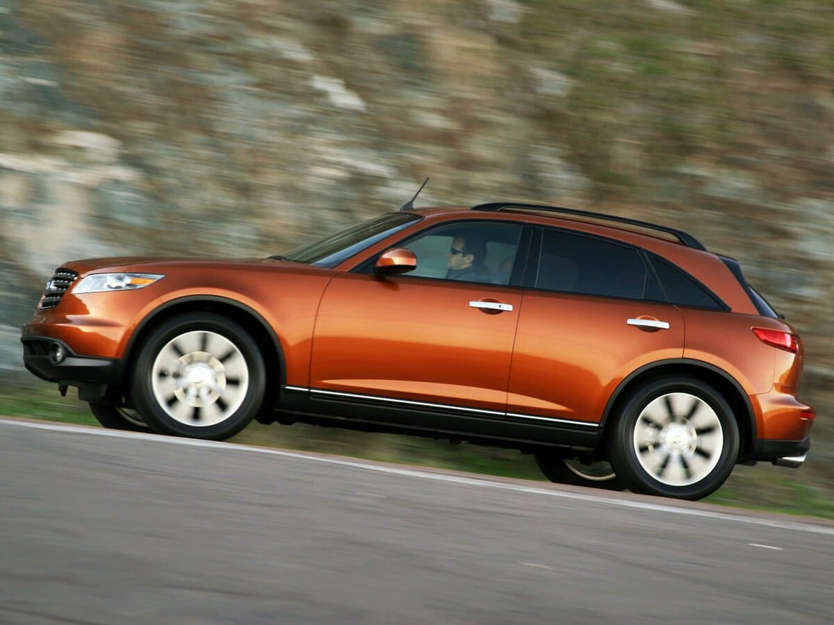 Infiniti FX I (S50) — Yandan