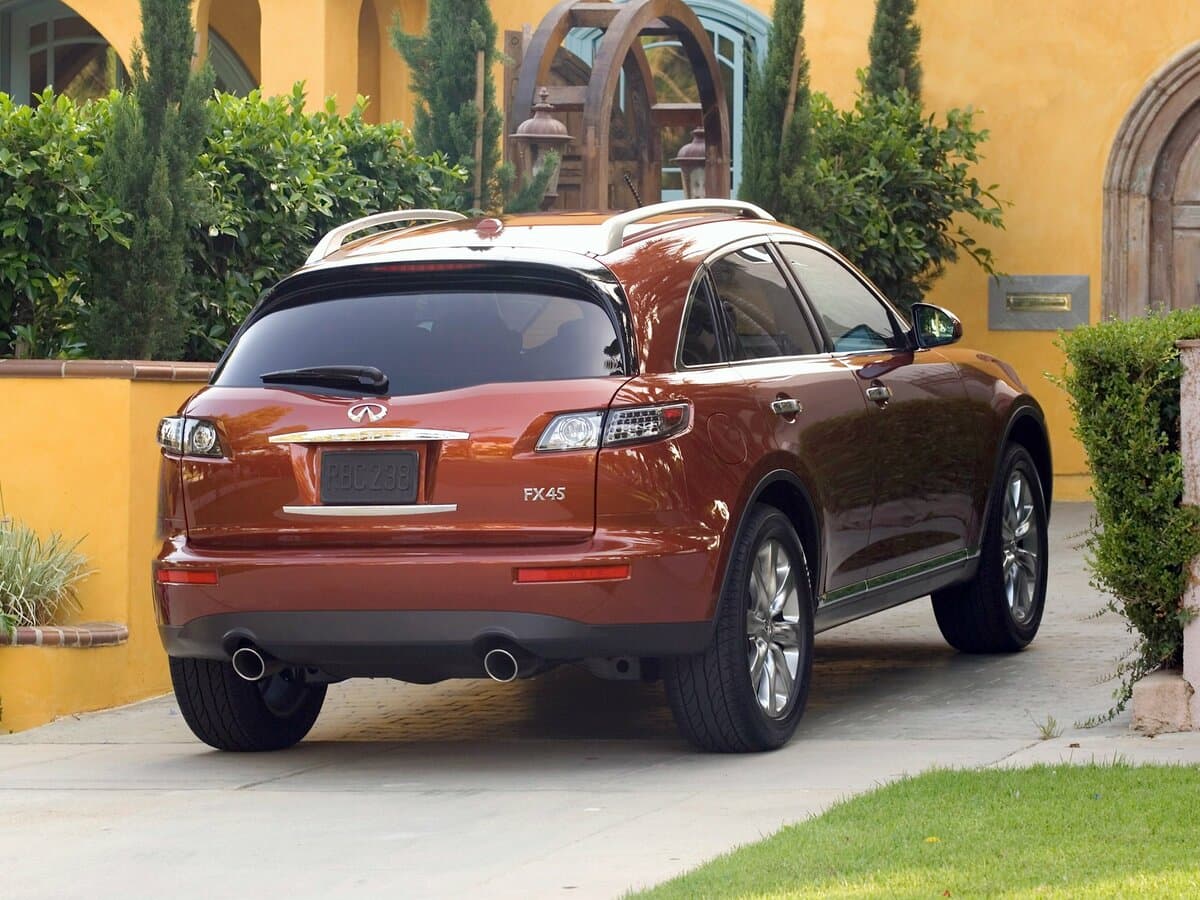 Infiniti FX I (S50) Restayling — 3/4 arxadan