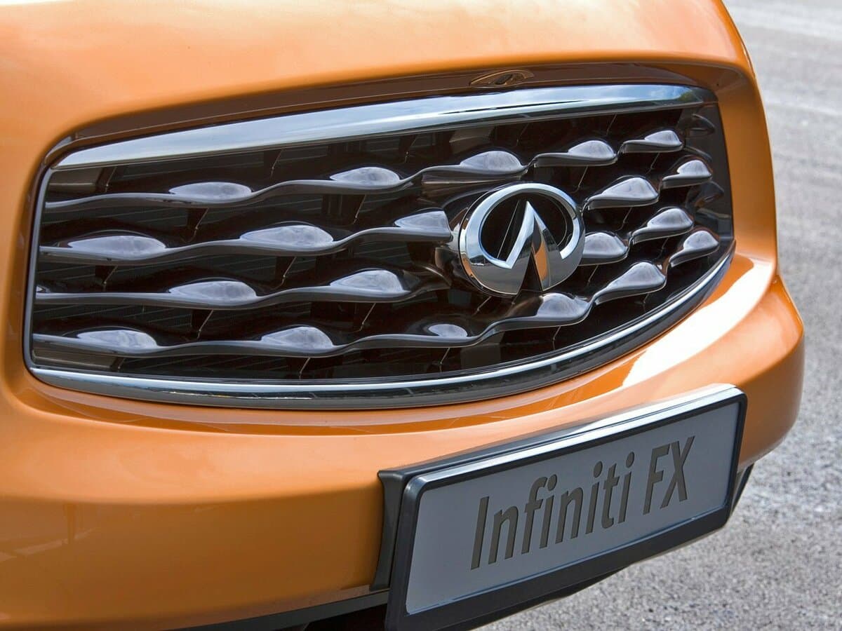 Infiniti FX II (S51) — Salon, öndən