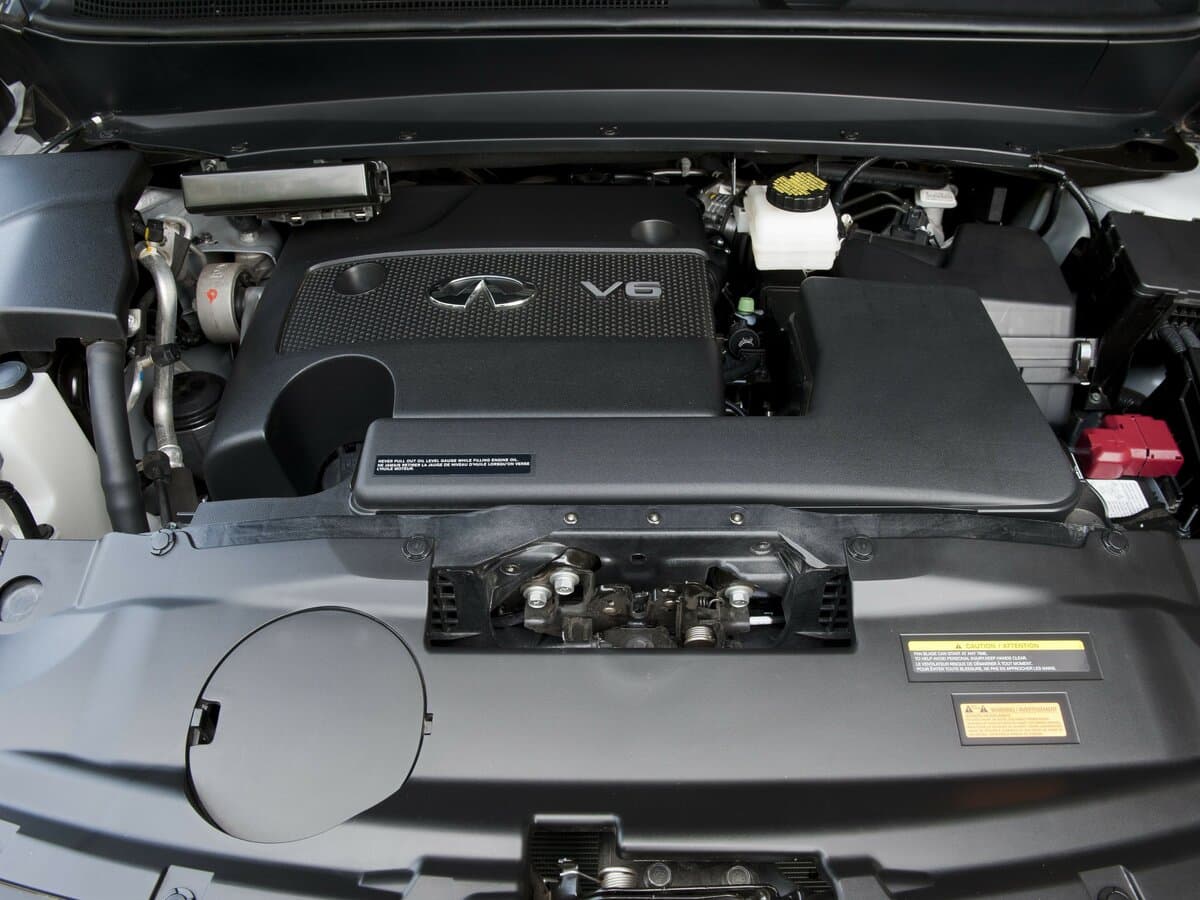 Infiniti JX 2012 – 2014 — Salon, arxadan