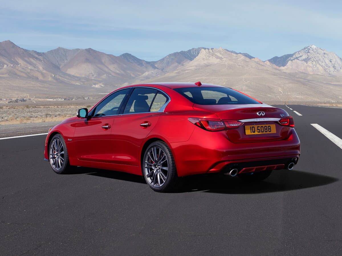 Infiniti Q50 I Restayling — 3/4 arxadan