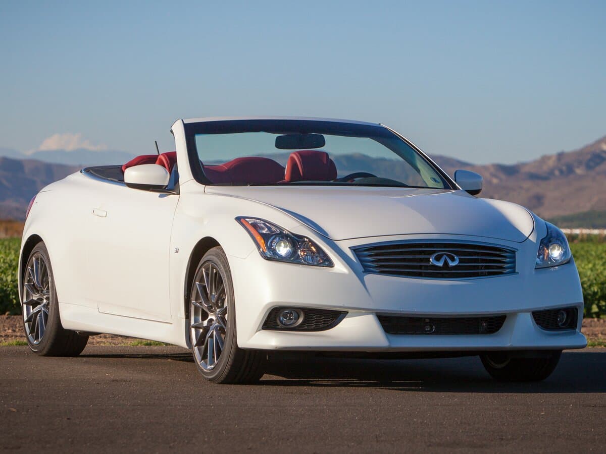 Infiniti Q60 I — Öndən