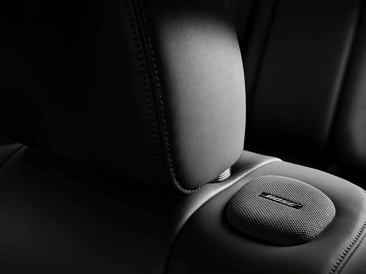 Infiniti Q70 I Restayling — Salon, arxadan