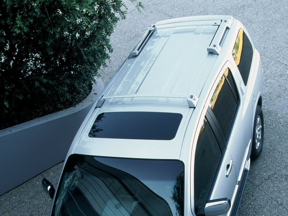 Infiniti QX56 I — Salon, öndən