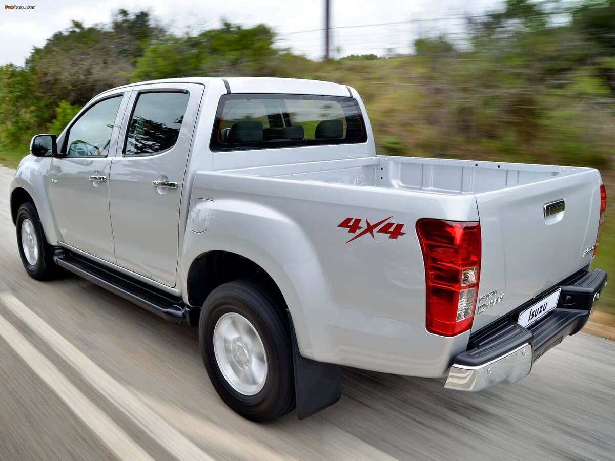 Isuzu D-Max II — 3/4 arxadan