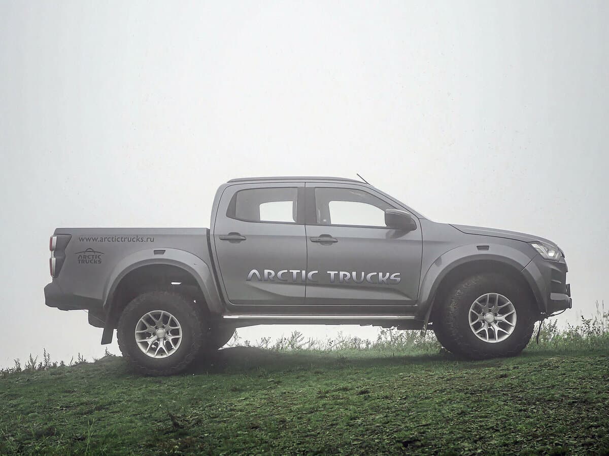 Isuzu D-Max III — Yandan