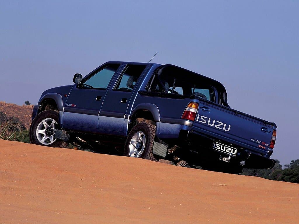 Isuzu KB III (TF) — Arxadan
