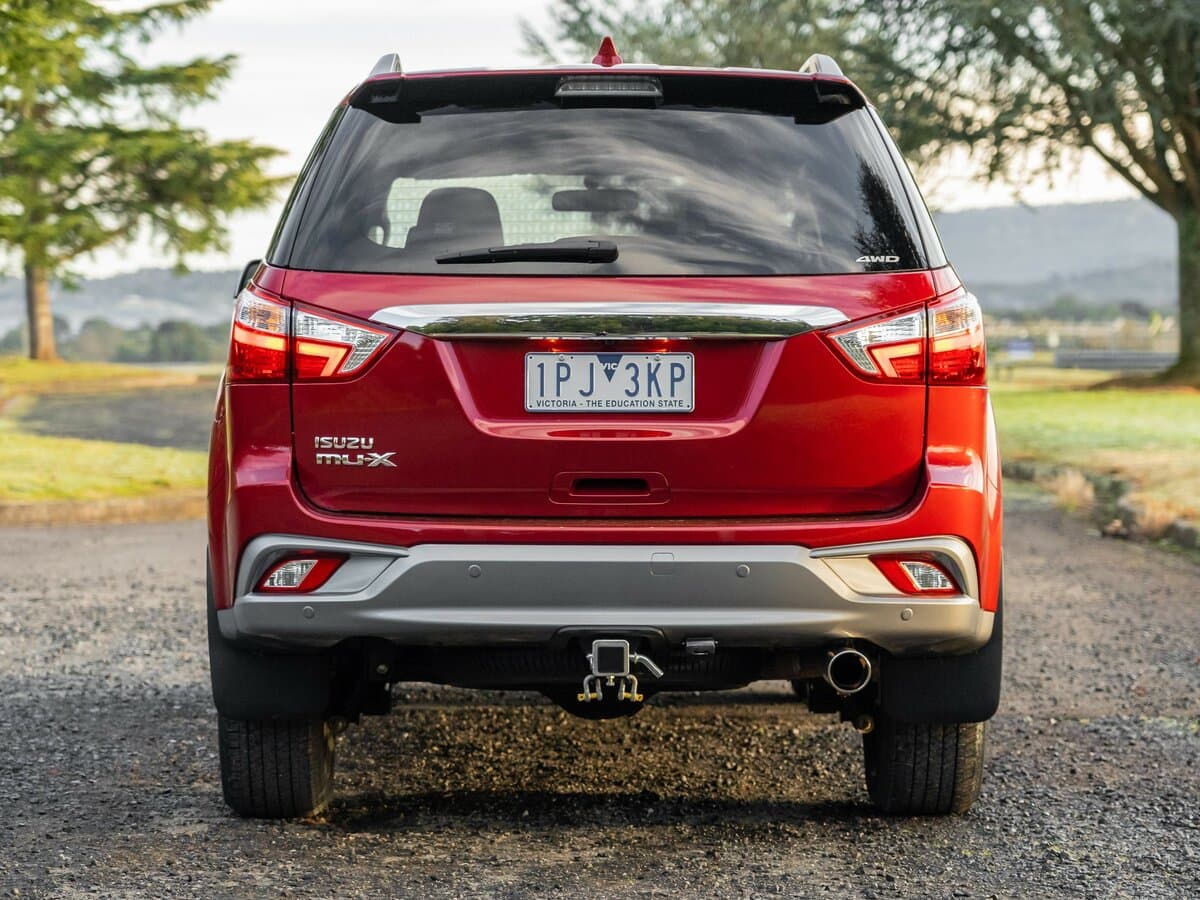 Isuzu MU-X I Restayling — Arxadan
