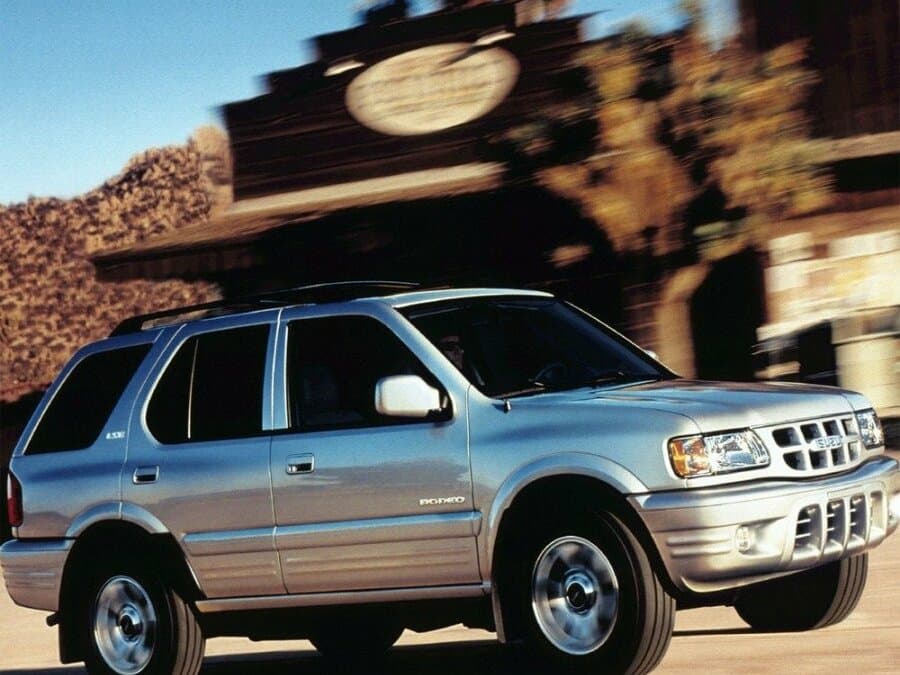 Isuzu Rodeo I — Yandan