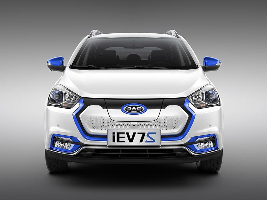 JAC iEV7S I — Öndən
