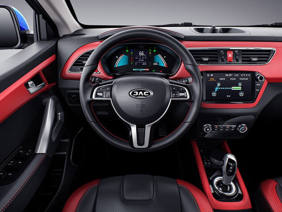 JAC iEV7S I — Sükan