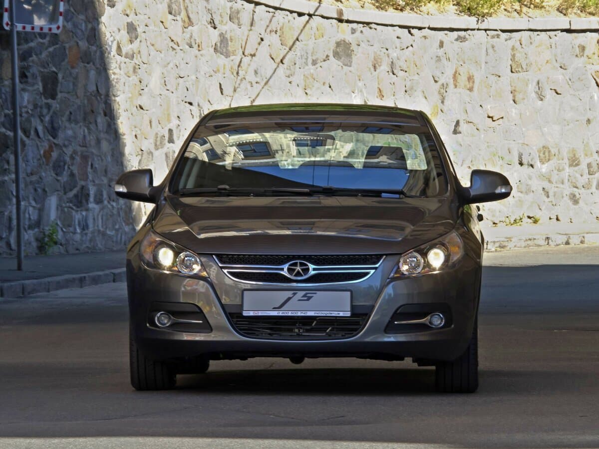 JAC J5 (Heyue) 2014 – 2017 — Öndən