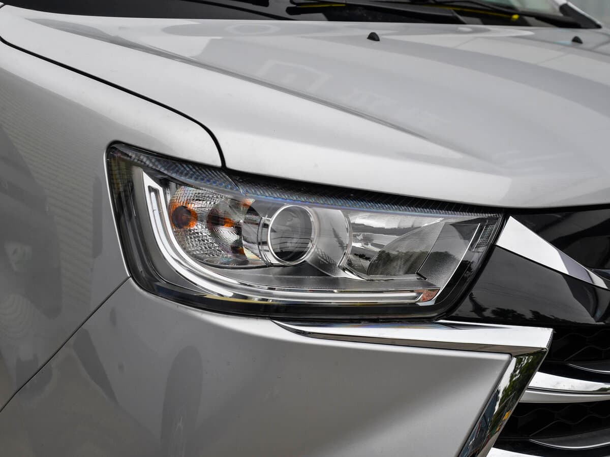 JAC M4 I Restayling — Fara