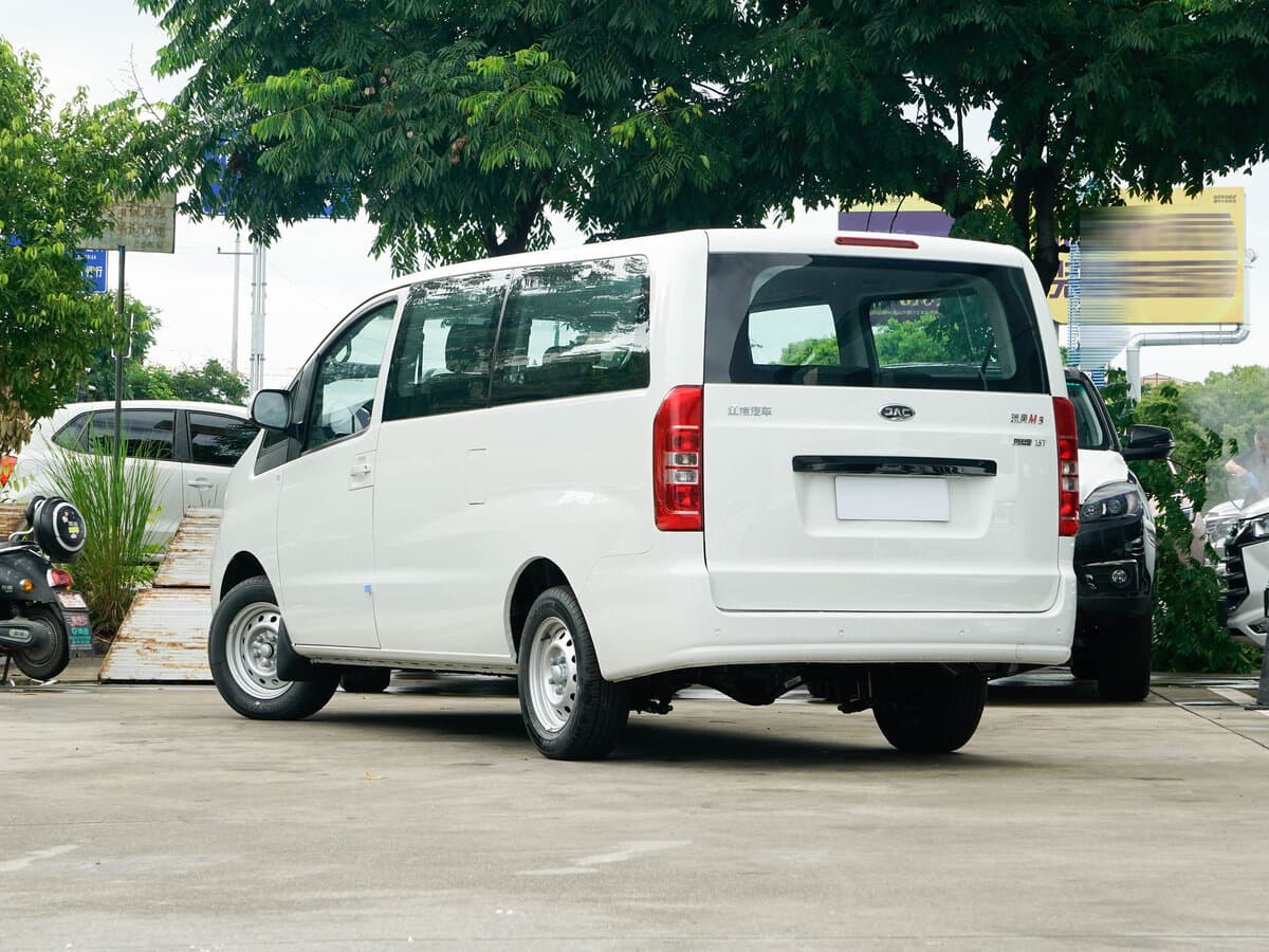 JAC Refine M3 2016 – indiyədək — 3/4 arxadan